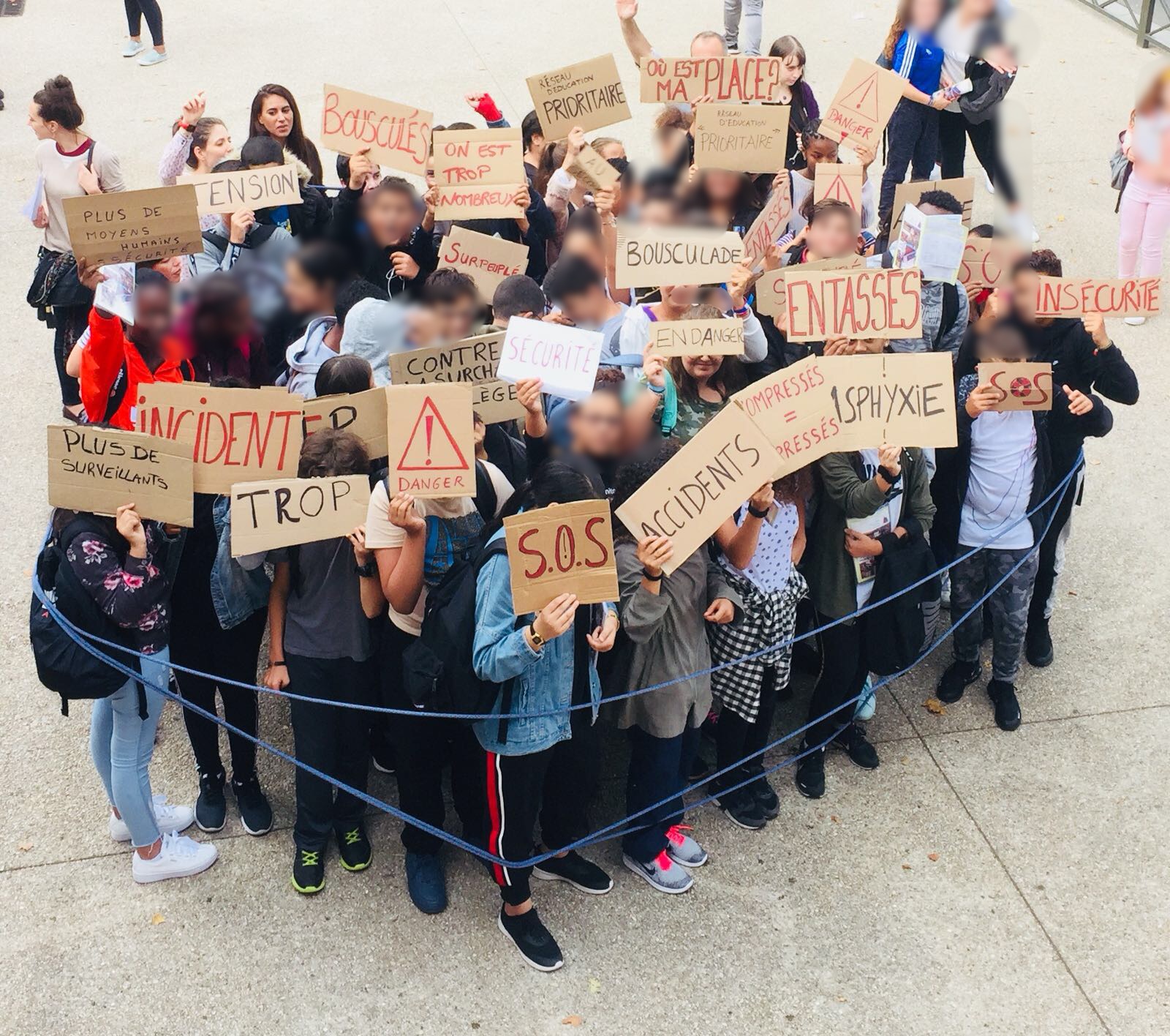 VAL D'OISE  MAJ Pas de moyens, pas de rentrée au collège JeanJacques